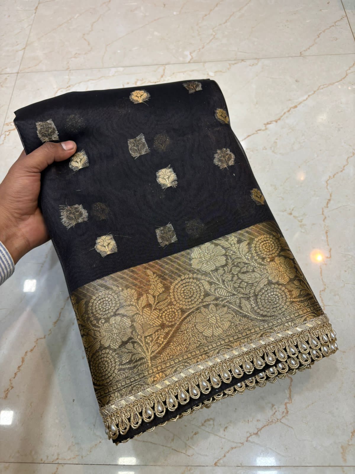 Tissue Banarasi